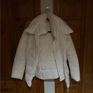 Calvin Klein Women's Cream Puffer Jacket